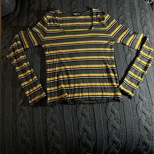 Freshman 1996 Junior’s Stripped Long Sleeve 💛🌟🍀🧡SM
